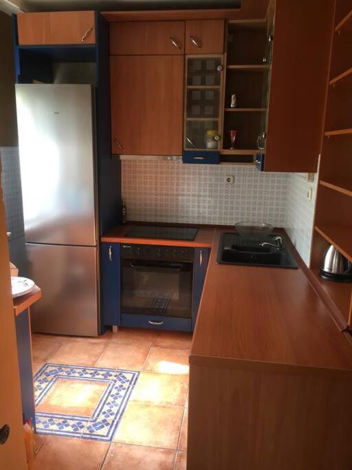 Center, Private Garage, Danube & Fortress, 3 Bdrm 2 Bath Novi Sad Eksteriør billede